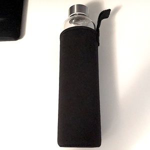 💧Glass Water Bottle 750 mL w/ Neoprene Protective Sleeve